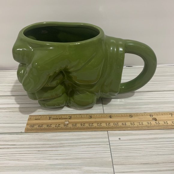 Vandor Marvel Green Hulk Hand Figural Mug /Pen Holder - Picture 5 of 7